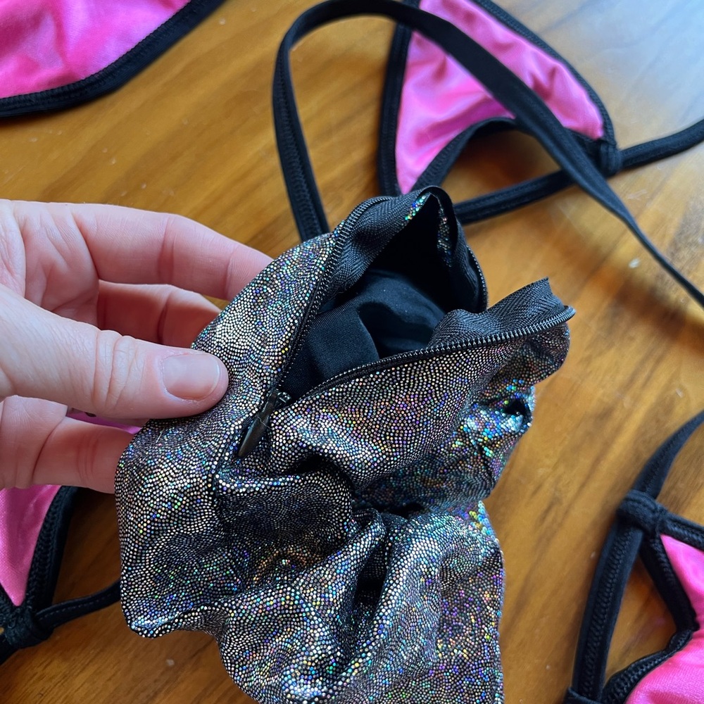 Reversible Rave Outfit - Picture 3 of 3